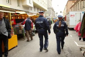 Alarm: 100 Polizisten fehlen in zwei Bezirken