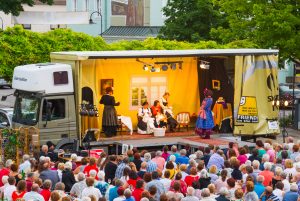 Das Lastkrafttheater macht wieder in Liesing Halt