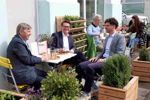 Das Schöneberg: Naturnaher Schanigarten zum „Anbeißen“