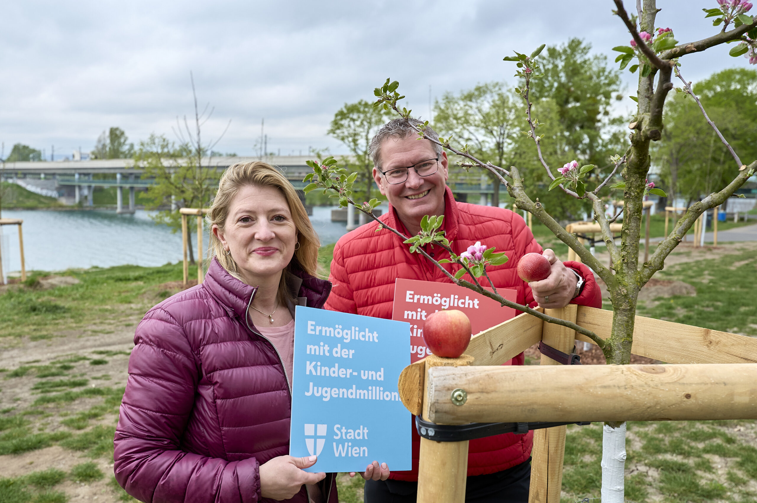 Apfel, Wasser, Demokratie – Mitbestimmung mit Biss