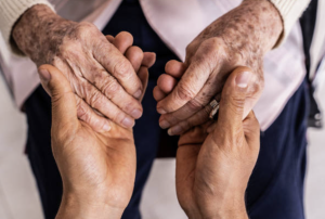 Endlich: Pflege wird offiziell als Schwerarbeit anerkannt