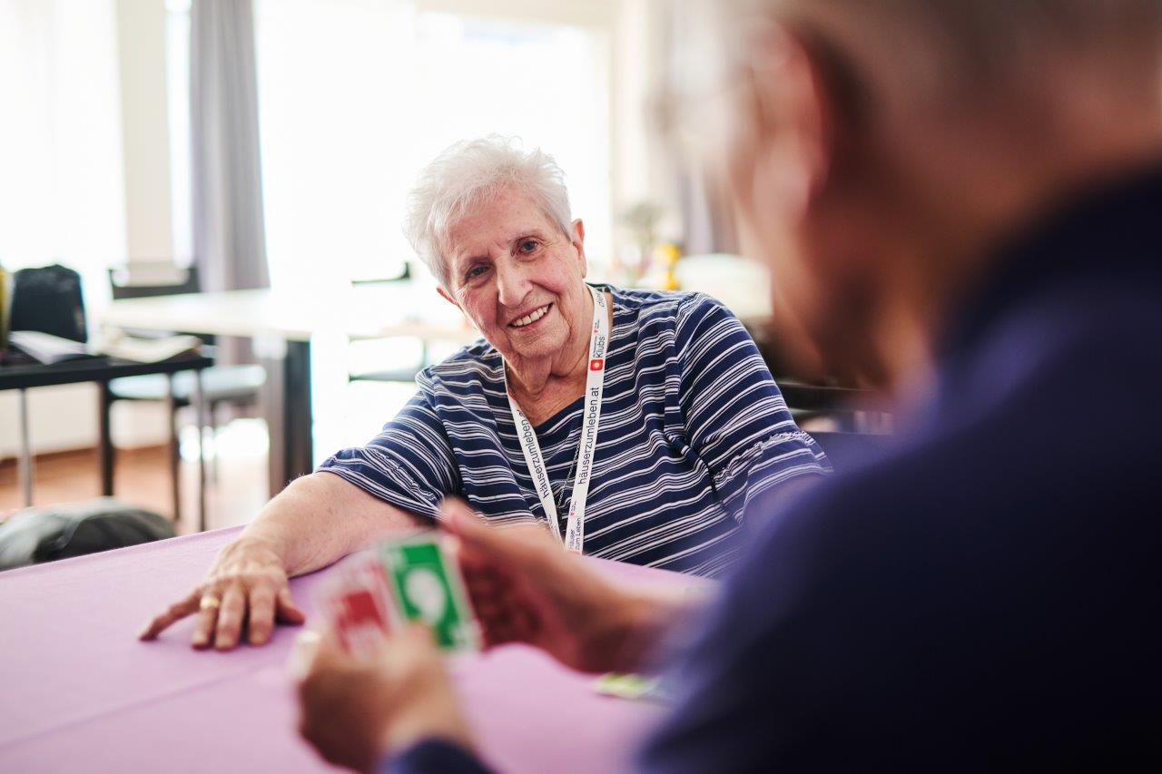 Ehrenamt-Welttag: Positive Bilanz der Häuser zum Leben