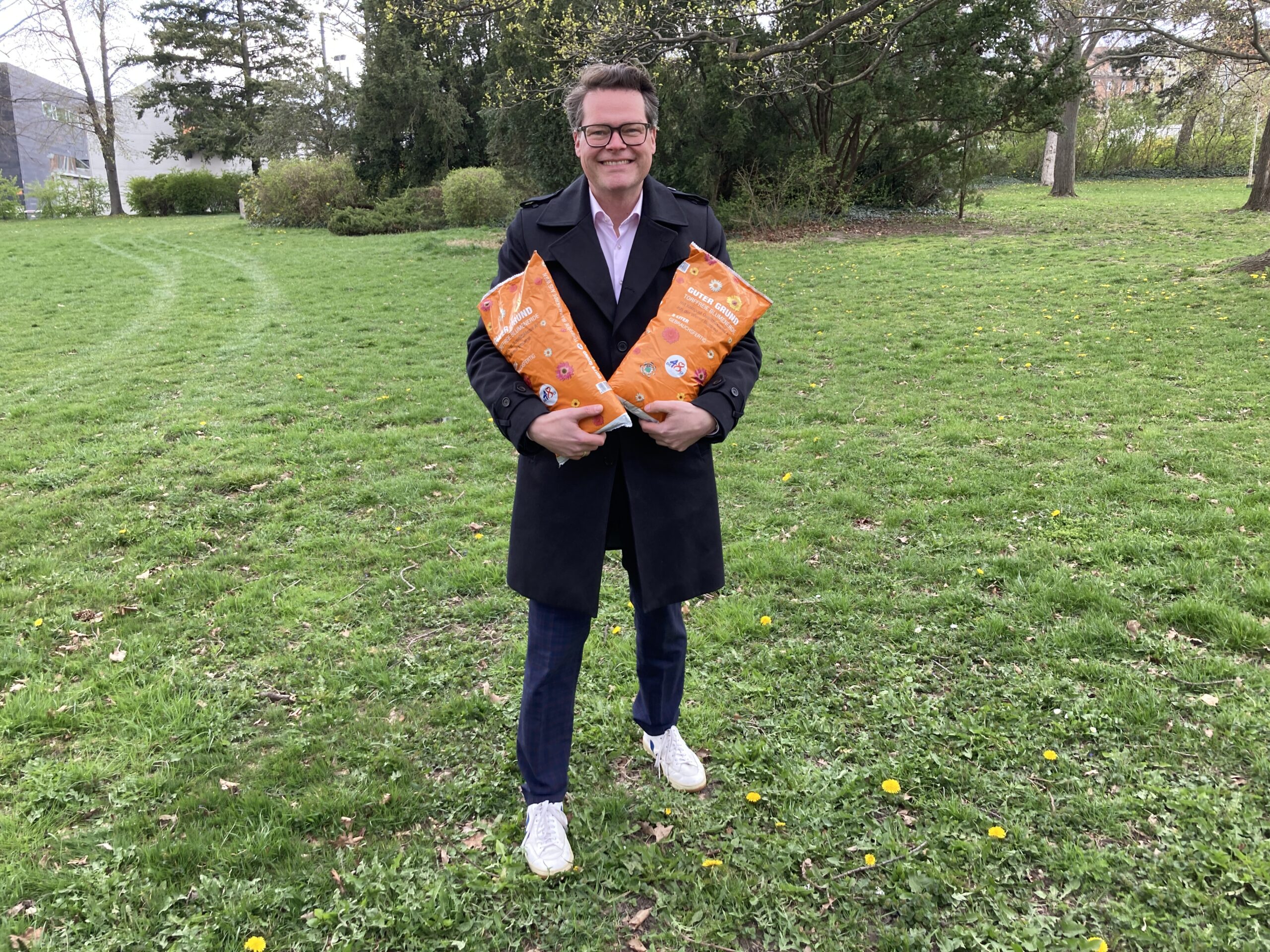 Guter Grund für den Garten: Von der Biotonne in den Blumentopf