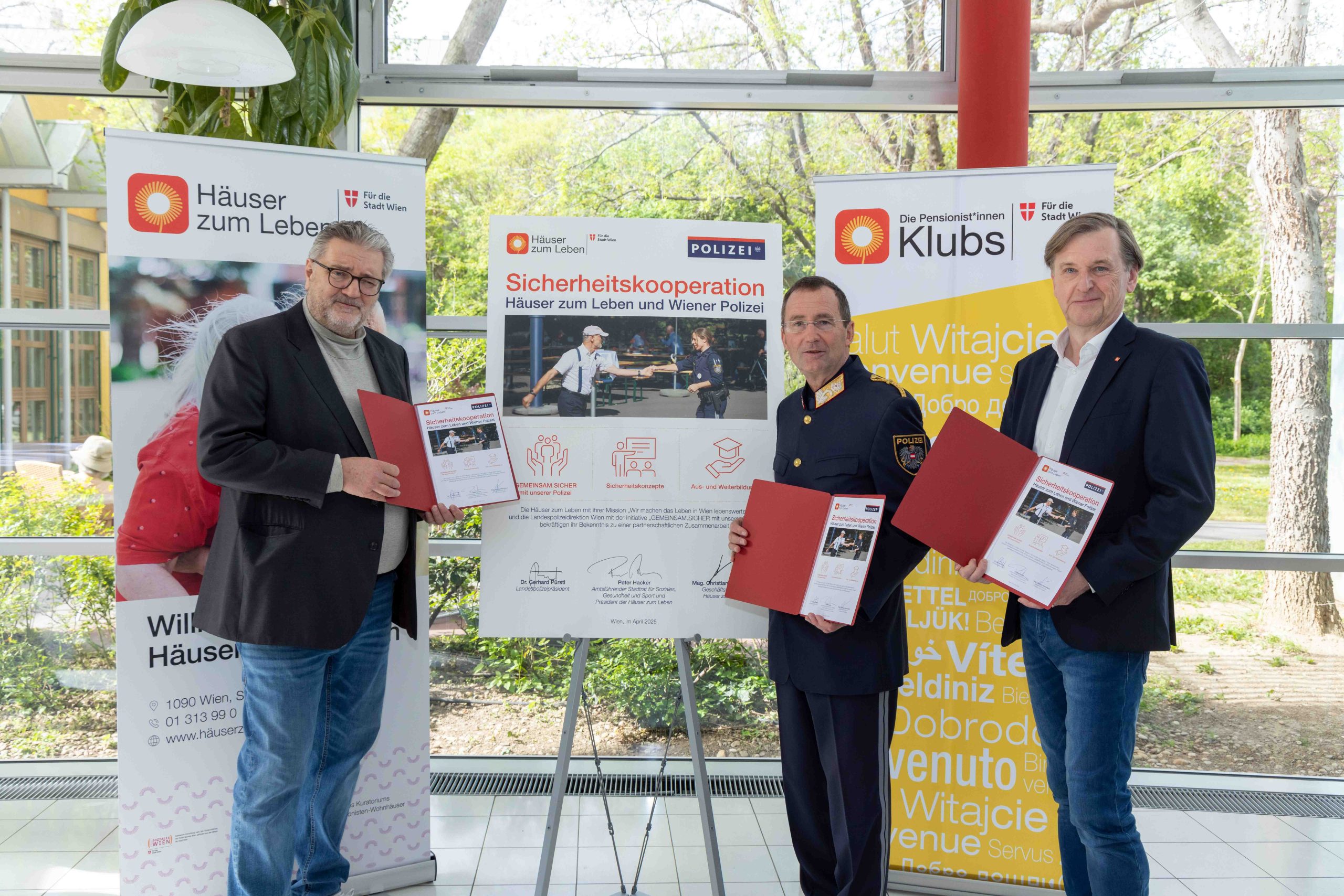 Polizei & Häuser zum Leben für mehr Sicherheit im Alter