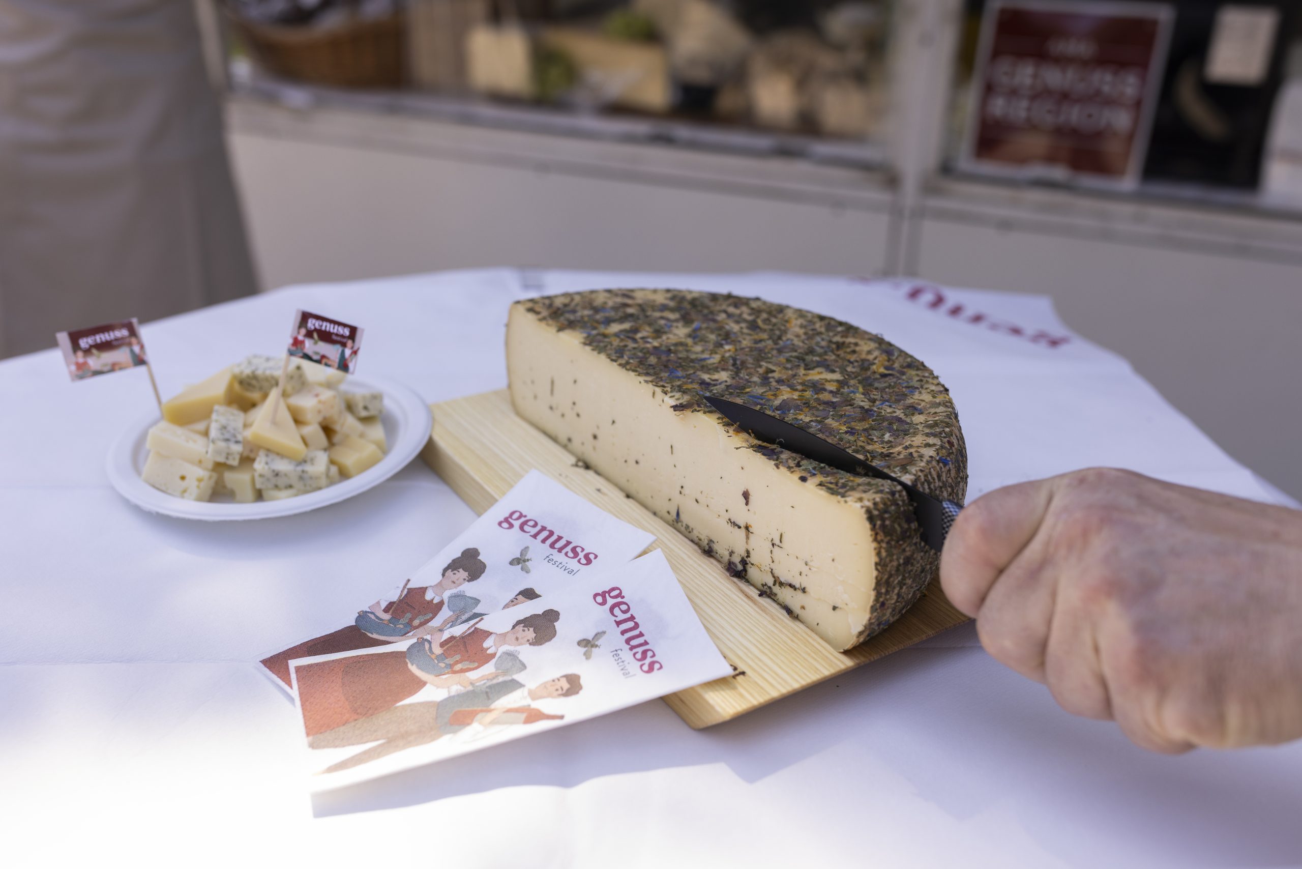 Das Genuss-Festival lockt Kulinarik-Fans in den Stadtpark
