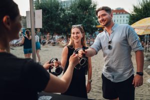 Ö3 Silent Cinema! In der Strandbar Hermann geht’s los