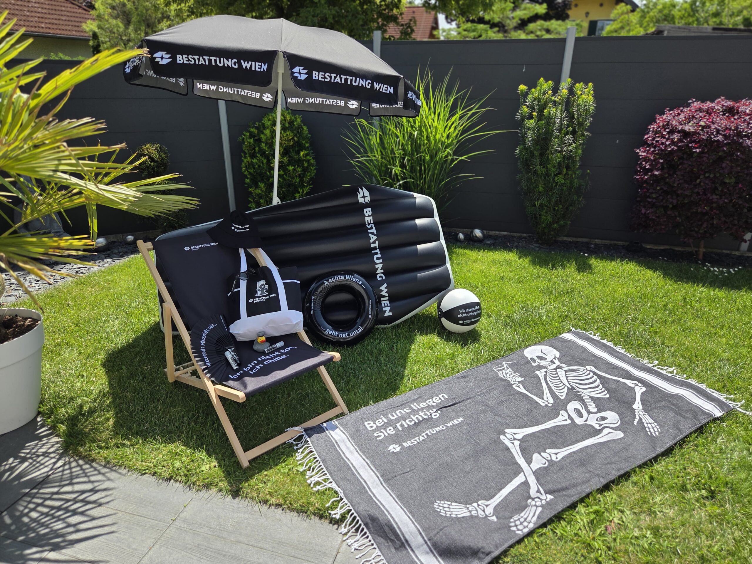 Mit schwarzem Humor zur perfekten Sommer-Bräune