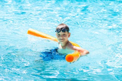 Gratis-Schwimmnudel & Meerjungfrauen für den Sommer