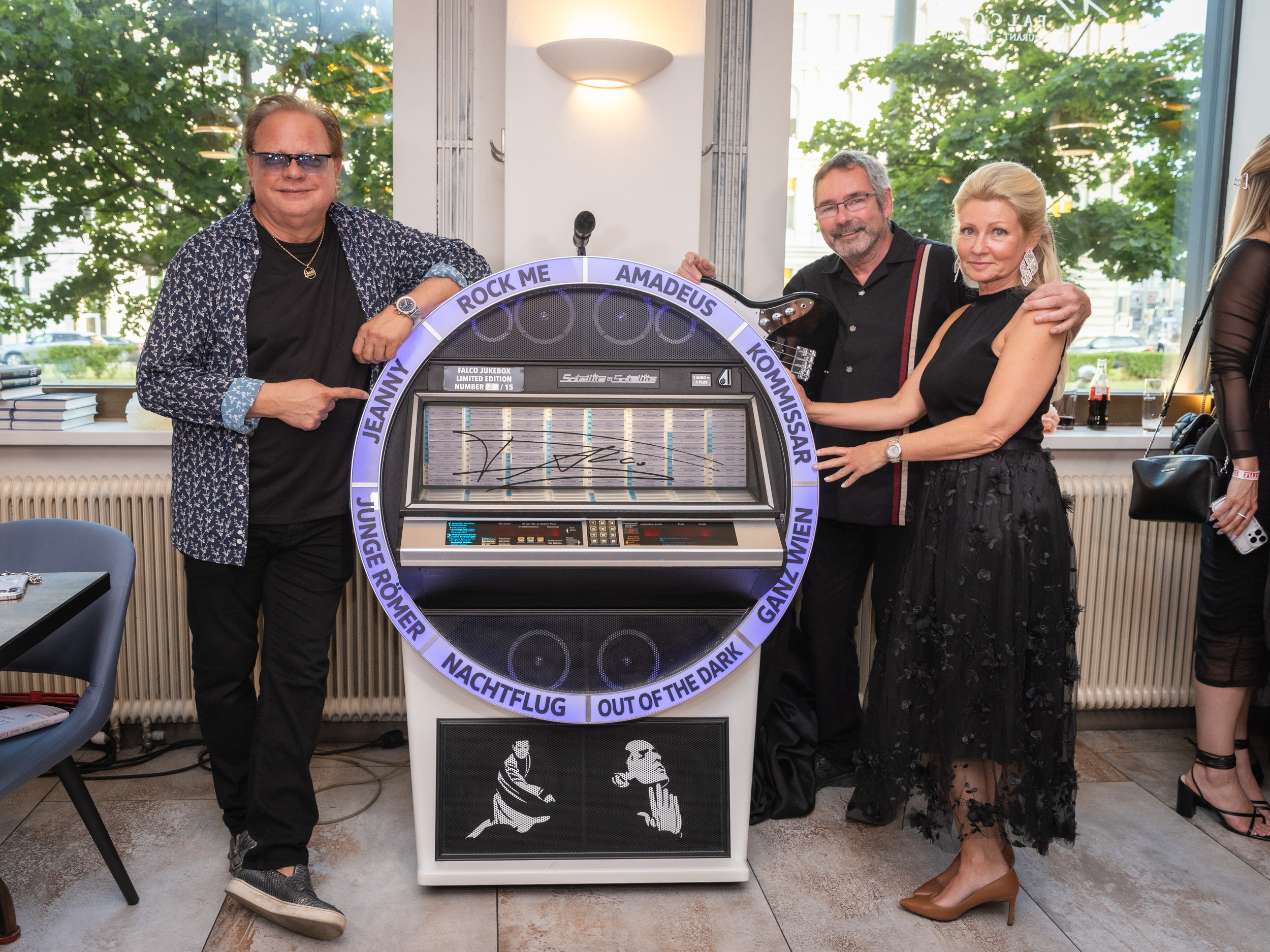 Falco-Night mit Jukebox-Premiere und OPUS-Star Sunny Pfleger