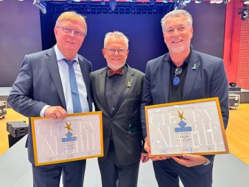 Intercoiffure ehrt Peter Schaider mit Ritterschlag