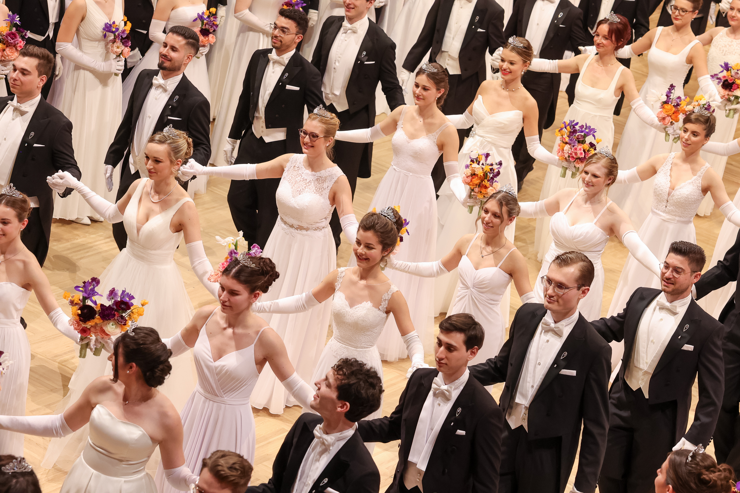 Jetzt für das Eröffnungskomitee des Wiener Opernballs 2026 bewerben!