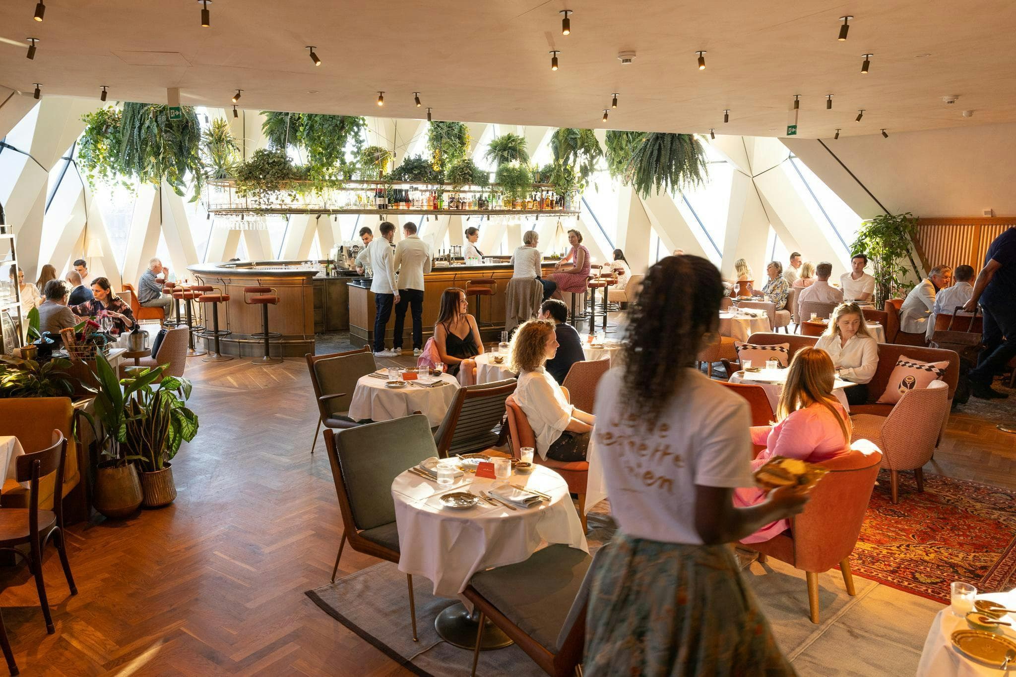 CHEZ BERNARD Restaurant et Bar